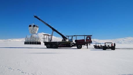 Una misteriosa señal terrestre está desafiando la física conocida: viene de las profundidades de la Antártida