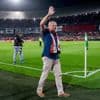 Stadionspeaker Houtman geroerd bij afscheid: 'Dit is typisch Feyenoord-publiek'