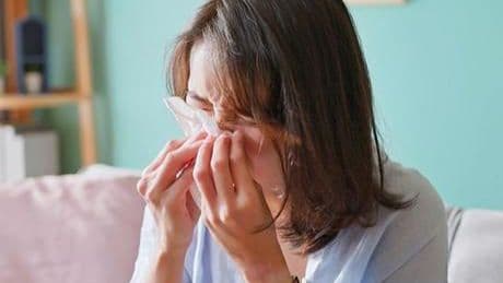 Evlerimizin içine kadar giriyor! Baharda uçuşan polenler kâbusunuz olmasın