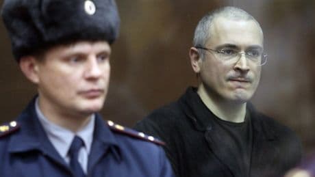Russia’s feared killer spy unit GRU building ‘hit list’ of Western enemies from MPs to journalists, warns Putin critic