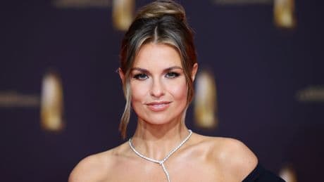 Laura Wontorra zeigt ihren Sport-Look – doch irgendetwas daran stimmt nicht