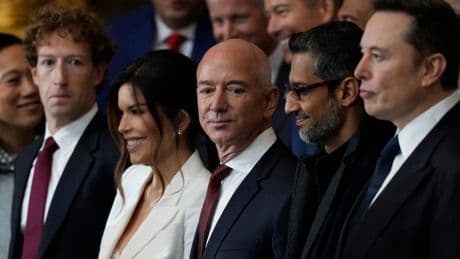 Top 10 wealthiest American men collectively earned an extra $1 billion each day last year, report says, as Trump pushes for tax cuts