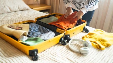 Les bagages jusqu’à la plage (ou aux alpages) : comment la SNCF muscle son offre cet été