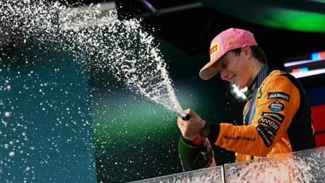Abgezockter Oscar Piastri gewinnt drittes Rennen in Folge