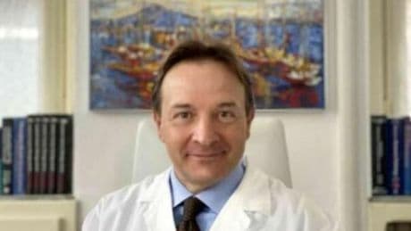 Giancarlo Di Vella, il professore che patteggiò per molestie alle studentesse di Torino torna a insegnare (ma a Bari)