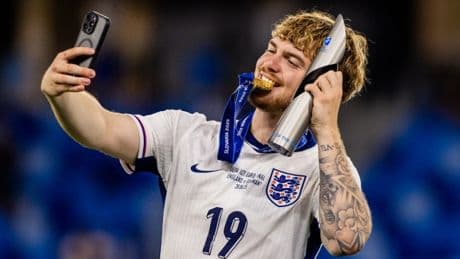 Liverpool sent Harvey Elliott transfer message as club set price for midfielder