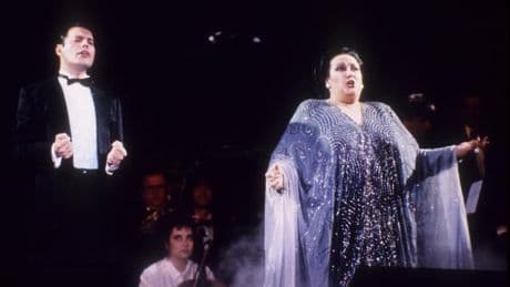 Barcelona estudiará colocar una estatua en homenaje a Montserrat Caballé y Freddie Mercury en la Font Màgica de Montjuïc