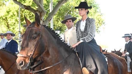 Las mejores vestidas del primer día de la Feria de Abril: de Victoria Federica a Laura Sánchez