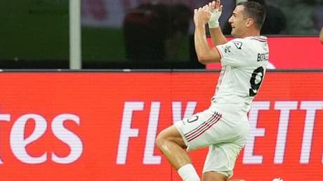 Milan choc, Bonazzoli gela Allegri. Pavlovic risponde al gol di Baschirotto, ma la Cremonese espugna San Siro 2-1