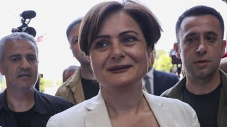 Canan Kaftancıoğlu 2 yıla kadar hapisle yargılandığı davada hakim karşısına çıktı