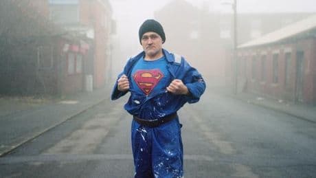 Le photographe franco-britannique Ed Alcock remporte le prix Niépce Gens d’images 2025