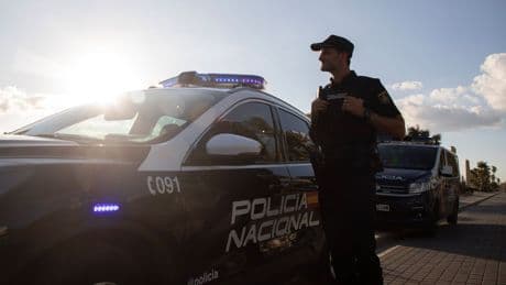 Auf offener Straße: Polizei nimmt zwei Frauen nach Schlägerei auf Mallorca fest