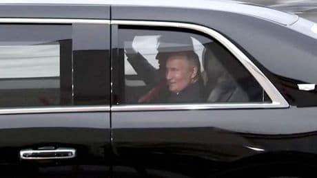 Does Putin speak English? Politicos and experts weigh in as world wonders what leaders said in backseat of Trump’s Beast