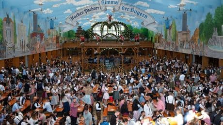 Wiesn-Neuerung: Oktoberfest: Ausschuss berät über mehr Plätze für Münchner