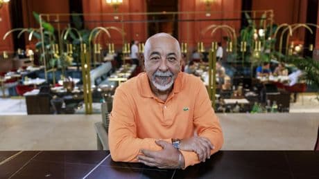 Leonardo Padura: ”No puedo irme de Cuba. La realidad de aquí es mi alimento para escribir”