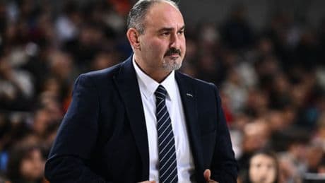 Selçuk Ernak'a Polonya'da büyük onur