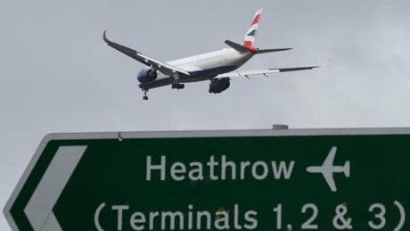 Großbritannien: Flugverkehr über London massiv gestört