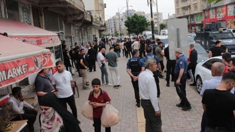 Şırnak'ta husumetli grupların bıçaklı kavgasında kan aktı