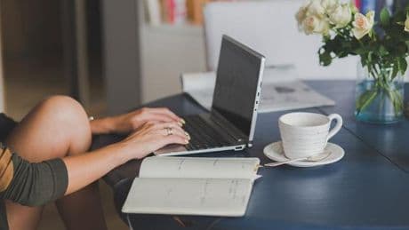 Télétravail : une pièce à soi, encore un privilège masculin