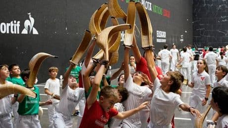 ¿Por qué hay pelotaris vascos que prefieren jugar con la selección de España en el mundial de cesta punta?