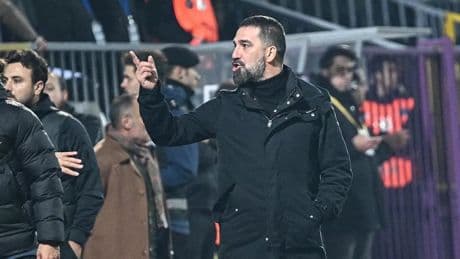 Arda Turan Eyüpspor'a veda etti! Dünya devine imza atıyor