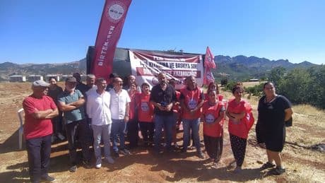 Peri Tekstil işçilerine Dersim Emek ve Demokrasi Platformu'ndan destek