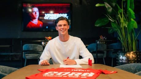 Lucas Vennegoor of Hesselink (19) tekent nieuw contract bij FC Twente