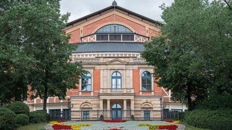 Oper und Theater: Bayreuth oder Salzburg - ein Festspielvergleich