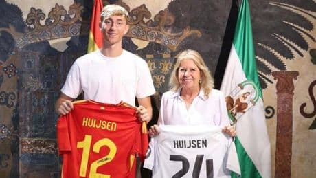 Huijsen, protagonista en Marbella