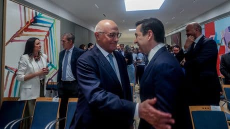 BBVA crea cinco divisiones para acelerar la integración de Sabadell