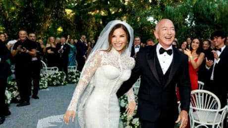 Bezos-Sanchez matrimonio: la cerimonia, l'esibizione di Matteo Bocelli, il look (ispirato a Sophia Loren), il menù e gli invitati vip
