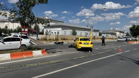 Ağrı'da trafik kazası: Karı koca hayatını kaybetti