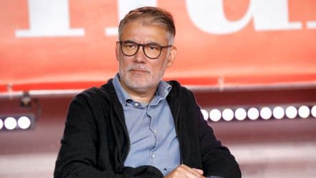 Olivier Faure accusé d’antisémitisme pour avoir demandé de hisser le drapeau palestinien sur les mairies