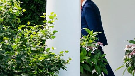 If Trump Walks Away From Ukraine Now, Putin Wins