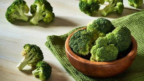The 70p food linked to 20% lower risk of killer bowel cancer – as scientists pinpoint how much to eat