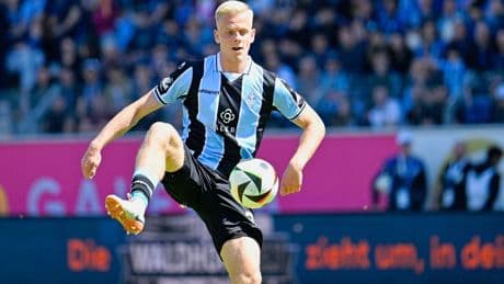 3. Fußball-Liga: Hoffnung auf Ligaverbleib: Waldhof gewinnt gegen Dresden
