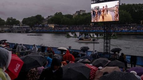 « Ici c’est Paris, pas le marché de Bamako » : le groupe identitaire « les Natifs » jugés pour injure raciste à l’encontre d’Aya Nakamura