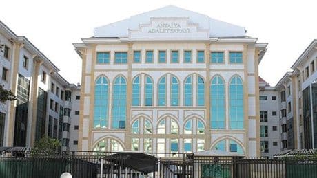 Antalya Büyükşehir Belediyesine yönelik "rüşvet" soruşturmasında 5 kişi tutuklandı