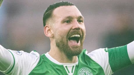 Martin Boyle to stay at Hibs as contract extension clause triggered