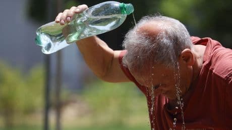 La AEMET activa avisos por calor extremo en el sur y lluvias fuertes en zonas del este