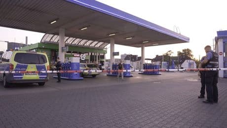 Überfall auf Tankstelle: Polizist mit eigener Waffe erschossen – erste Bilder aus Völklingen
