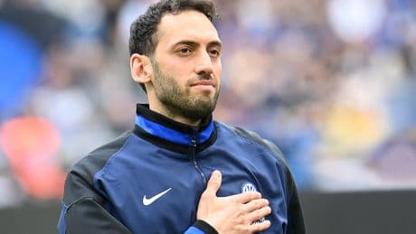 Hakan Çalhanoğlu'nun menajerinden transfer açıklaması