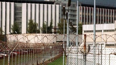 Die Justiz begab sich in „Schutzhaft“, um Recht zu sprechen