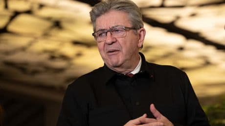 INFO BFMTV. Jean-Luc Mélenchon va rencontrer la députée démocrate Alexandria Ocasio-Cortez à New York
