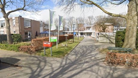 Medewerkers en bewoners azc aangedaan door mesaanval op Syriërs in Eindhoven: ’De schrik zit er goed in’