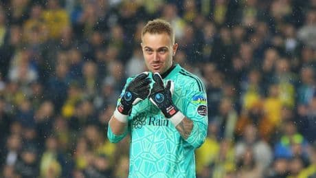 Mert Günok futbolu bırakacağı yaşı açıkladı