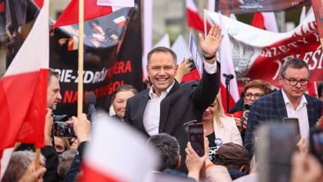 Karol Nawrocki, el polémico historiador que parece no estar a altura pero convence a los votantes de extrema derecha