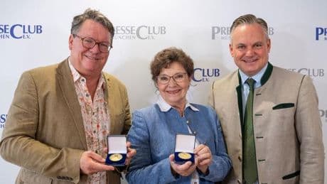 Brauchtum: Tassilo-Medaille für Verdienste um den bairischen Dialekt