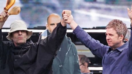 Oasis blast Edinburgh Council chiefs at Murrayfield crowd after 'fat drunk' fan jibes