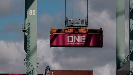 Fed Official Still Bracing for Economic Slowdown Despite China Tariff Pause